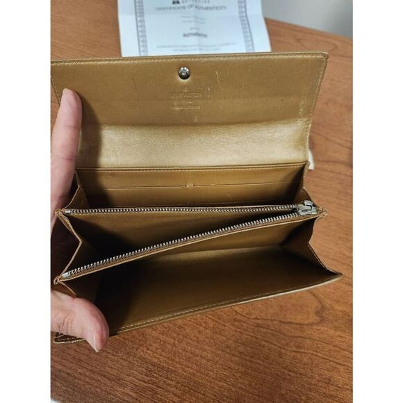 Louis Vuitton AUTHENTIC Vernis gold long wallet WITH DUSTBAG & Certificate of Au - Picture 6 of 9